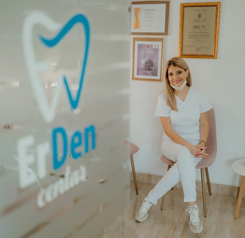 Dr Jelena Erac Denčić u ordinaciji ErDen centra